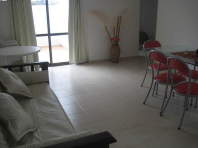 Departamento con cochera en el centro