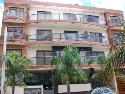 ESPECTACULAR DEPTO CON PILETA Y AIRE ACONDICIONADO