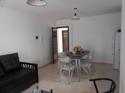 DEPARTAMENTO DE 1 DORMITORIO CON COCHERA