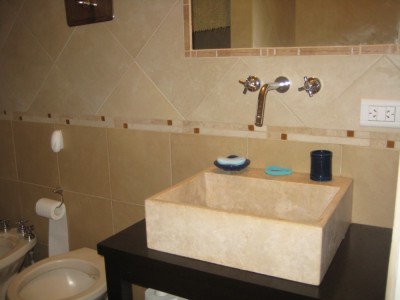 EXCELENTE PROPIEDAD SOBRE EL DIQUESITO 