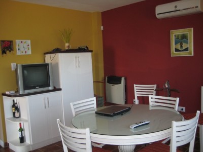 EXCELENTE PROPIEDAD SOBRE EL DIQUESITO 