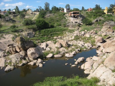 EXCELENTE PROPIEDAD SOBRE EL DIQUESITO 