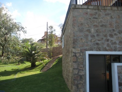 EXCELENTE PROPIEDAD SOBRE EL DIQUESITO 