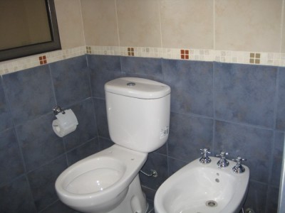 EXCELENTE PROPIEDAD SOBRE EL DIQUESITO 