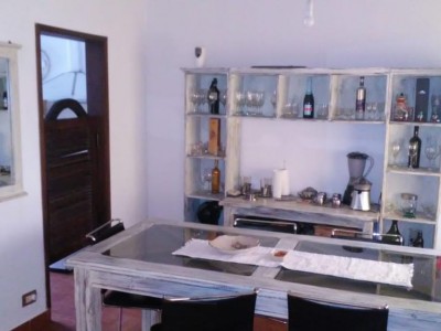 casa impecable a pocas cuadras del centro