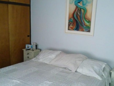 casa impecable a pocas cuadras del centro