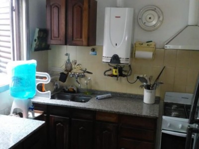 casa impecable a pocas cuadras del centro