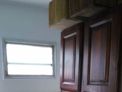 casa impecable a pocas cuadras del centro