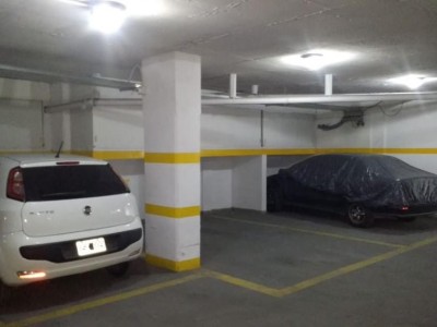 DEPARTAMENTO DE CATEGORÍA SOBRE EL RÍO A UNA CUADRA DEL CENTRO