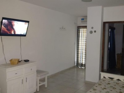 DEPARTAMENTO CON COCHERA Y PILETA !!