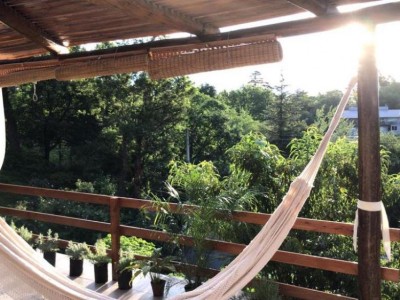 CHALET ESTILO CABAÑA EN Bº COSTA AZUL CON VISTA !!