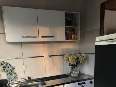 CHALET ESTILO CABAÑA EN Bº COSTA AZUL CON VISTA !!