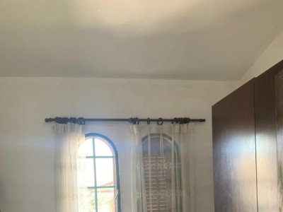 CHALET CON PILETA A 1 CUADRA Y MEDIA DEL RÍO !!