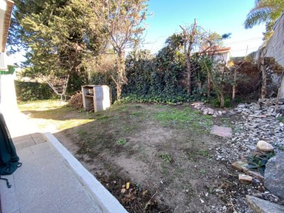 CHALET CON PILETA A 1 CUADRA Y MEDIA DEL RÍO !!