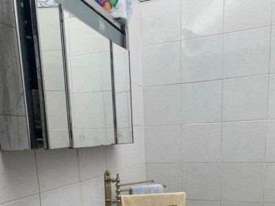 CHALET CON PILETA A 1 CUADRA Y MEDIA DEL RÍO !!