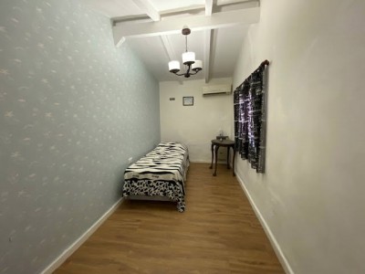 CHALET INTERNO DE 2 DORMITORIOS CON QUINCHO !!