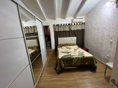 CHALET INTERNO DE 2 DORMITORIOS CON QUINCHO !!