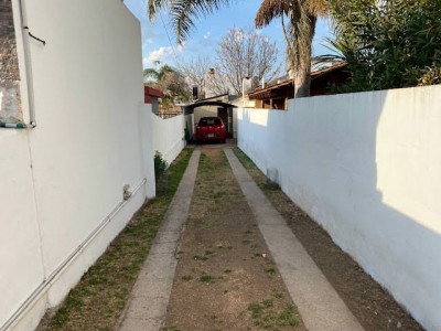 CHALET INTERNO DE 2 DORMITORIOS CON QUINCHO !!