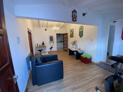 CHALET INTERNO DE 2 DORMITORIOS CON QUINCHO !!