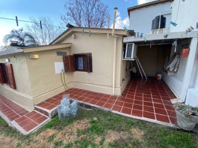 CHALET INTERNO DE 2 DORMITORIOS CON QUINCHO !!