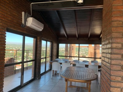 EDIFICIO ACUARIO II CON VISTA ESPECTACULAR!