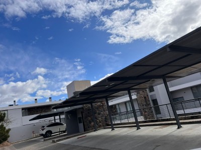 DEPARTAMENTO DE CATEGORÍA CON PILETA SOBRE EL RÍO