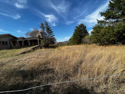 TERRENO PLANO CON MUY LINDA VISTA EN LAGO AZUL !!