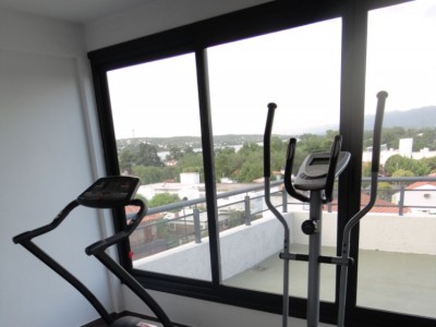 DEPARTAMENTO DE 2 DORMITORIOS EN EDIFICIO VILLAGE I
