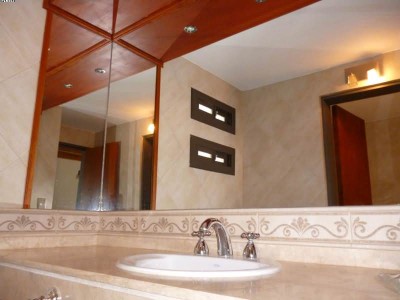 CASA CON PILETA
