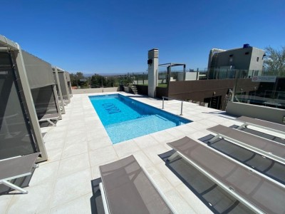 DEPARTAMENTO DE CATEGORÍA EN EDIFICIO LUSSO