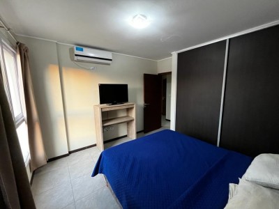 DEPARTAMENTO PARA 4 PERSONAS CON PILETA Y COCHERA