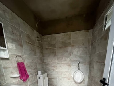 TERRENO CON MEJORAS EN SAN ANTONIO !!