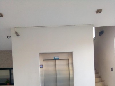 DEPARTAMENTO EN PLANTA BAJA CON GRAN PATIO !!