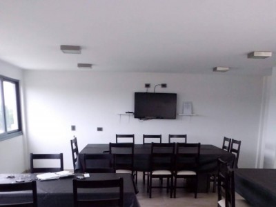 DEPARTAMENTO EN PLANTA BAJA CON GRAN PATIO !!