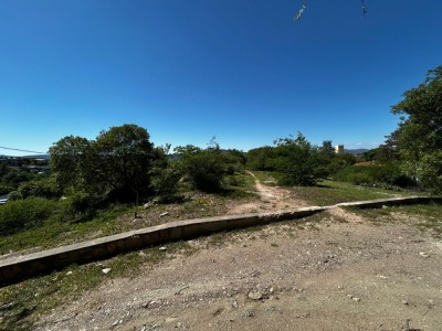 LOTE EXCELENTE UBICACION