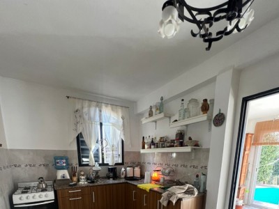 CASA CON PILETA VILLA DEL LAGO