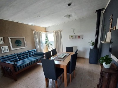 HERMOSA CASA EN PARQUE SIQUIMAN