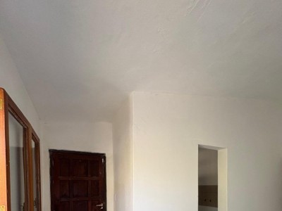 CASA DE 3 DORMITORIOS OPORTUNIDAD !!