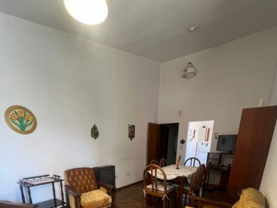 CASA 2 DORMITORIOS