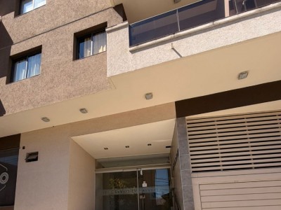 DEPARTAMENTRO CENTRO CON COCHERA