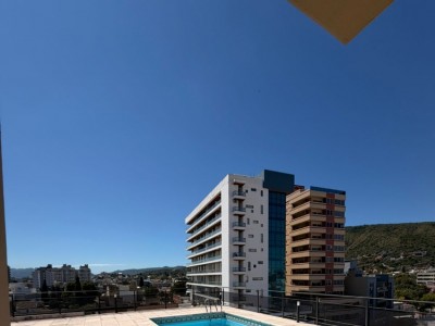 DEPARTAMENTRO CENTRO CON COCHERA