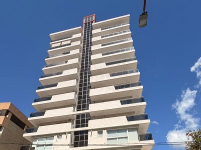 DEPTO CENTRICO EN TORRE CATEGORIA