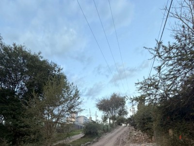 LOTE EN LOMAS DEL REY