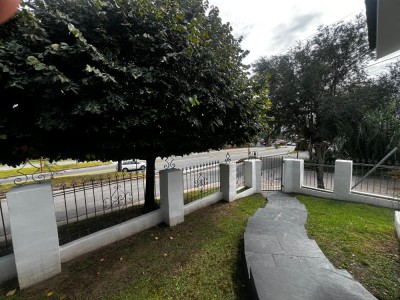 CASA EN SOL Y RIO