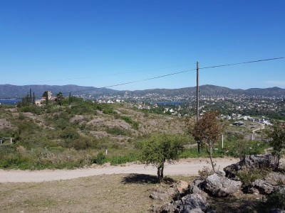 TERRENO CON VISTA EN VILLA DEL LAGO
