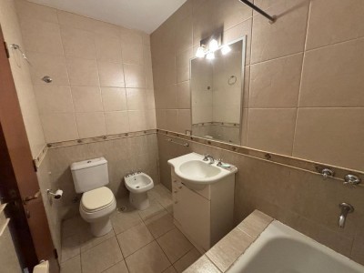CASA CON PILETA