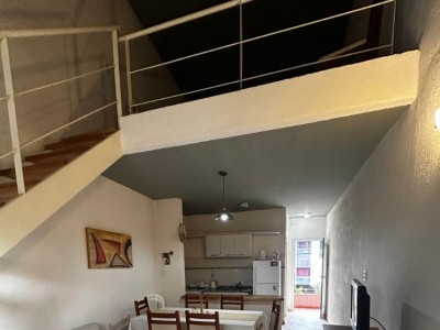 DUPLEX CENTRICO CON PILETA