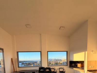 DEPARTAMENTO CENTRO CON COCHERA