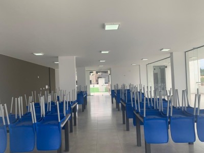 DEPTO CENTRO COCHERA Y PILETA